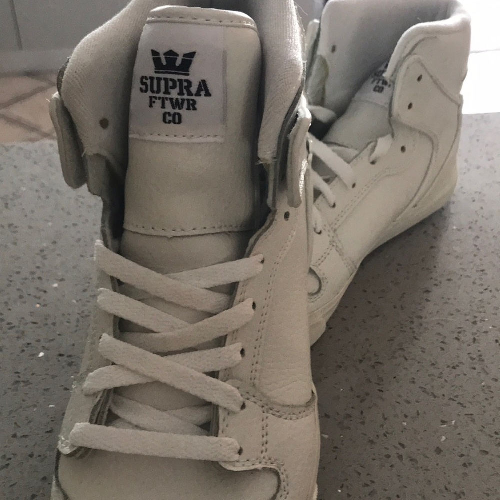 Hi top Supras
